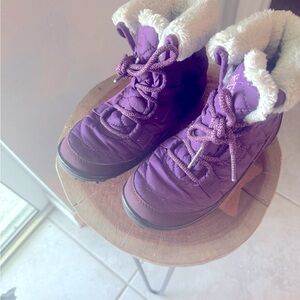 Columbia Minx Shorty Waterproof Purple Winter Boots Size 2 Girls